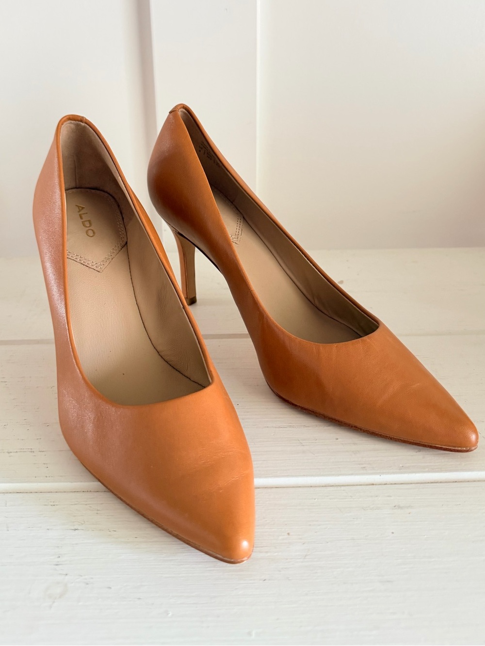 ALDO Leather Beatriz Cognac Camel Pointed Toe Stiletto Pumps Size 8
